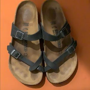 Strapped Birkenstock’s Size 38